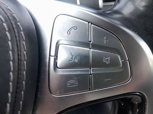 Used 2015 Mercedes-Benz S 550 Sedan image 7