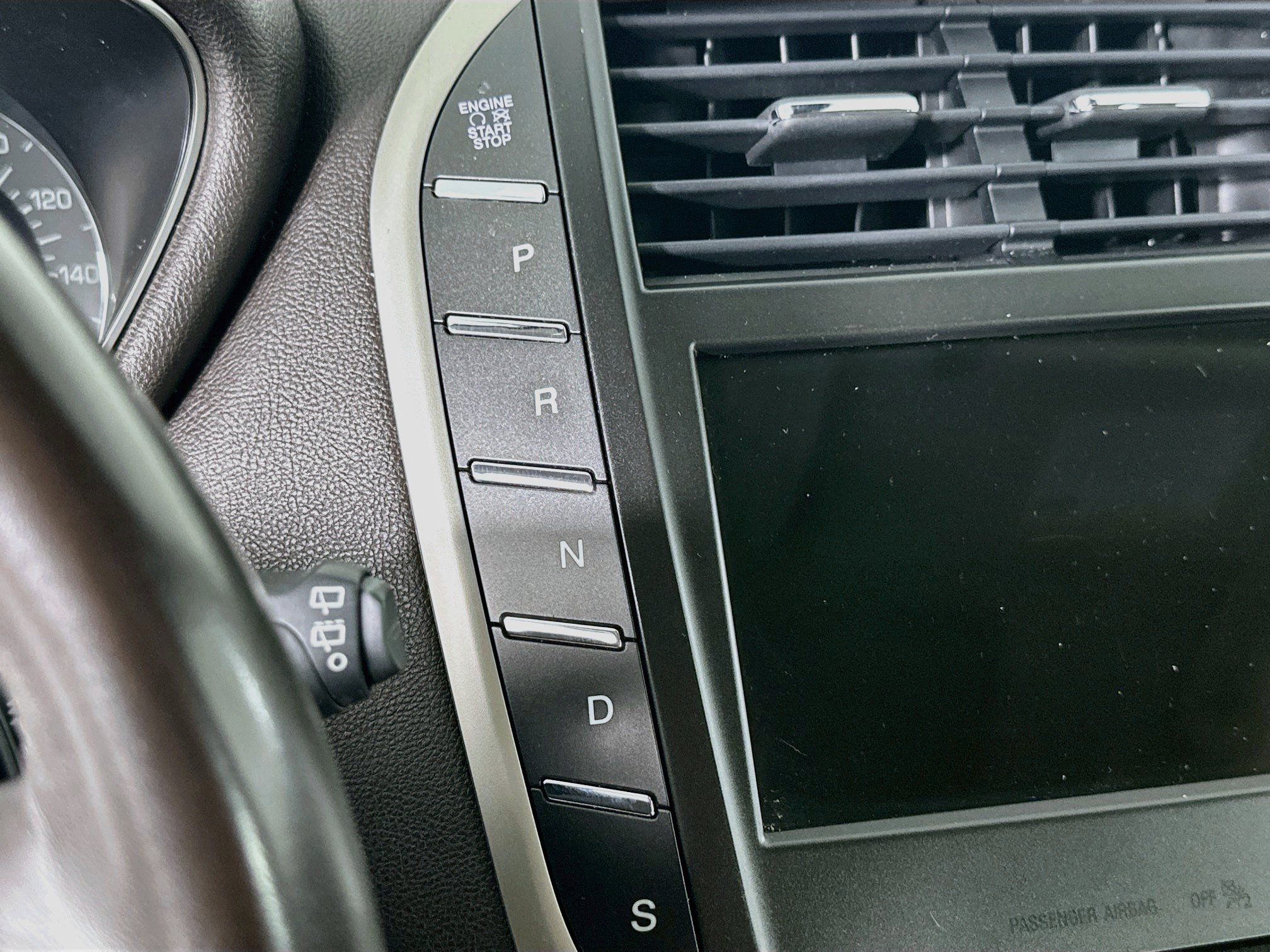Used 2017 Lincoln MKC Reserve FWD image 24