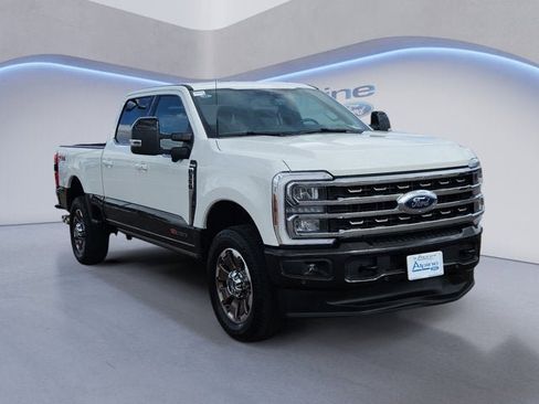 Certified 2024 Ford F350 King Ranch w/ FX4 Off-Road Package AWD/4WD image 7