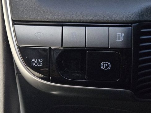 Certified 2025 Hyundai Ioniq 5 SE RWD image 22