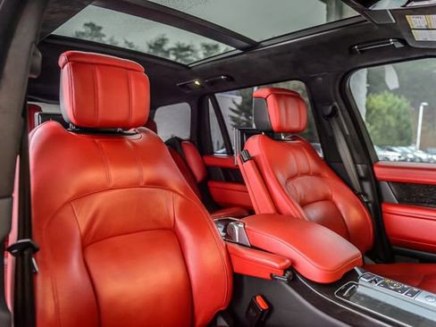 Used 2018 Land Rover Range Rover Long Wheelbase Autobiography image 41