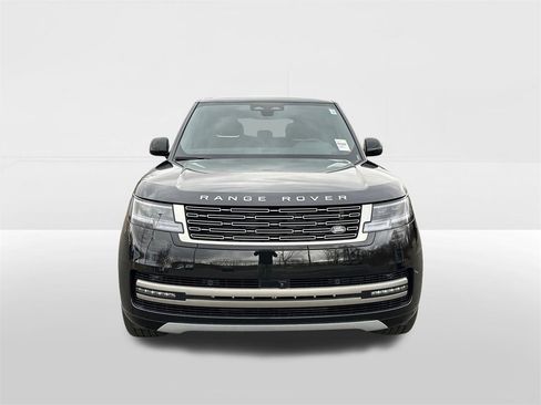 New 2025 Land Rover Range Rover SE image 6