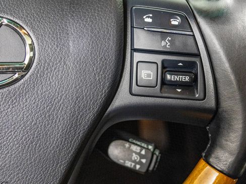Used 2012 Lexus RX 350 AWD w/ Premium Pkg image 32