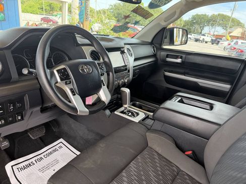 Used 2020 Toyota Tundra SR5 w/ SR5 Upgrade Package RWD image 11