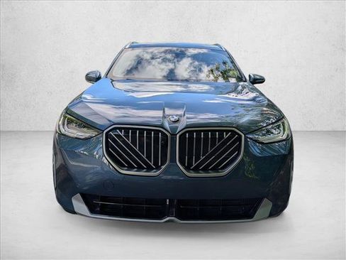 Used 2025 BMW X3 xDrive30 w/ Premium Package AWD/4WD image 2