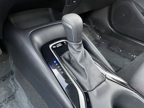 Used 2023 Toyota Corolla SE image 19