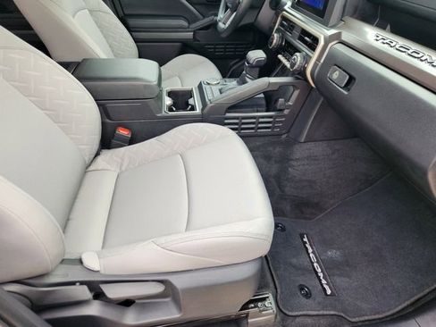 Certified 2025 Toyota Tacoma SR5 image 14