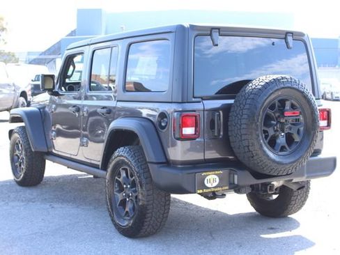Used 2022 Jeep Wrangler Unlimited Sport AWD/4WD image 3