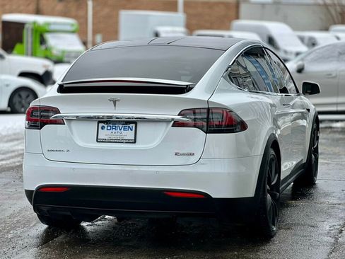 Used 2019 Tesla Model X Performance image 35