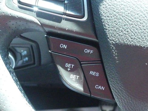 Used 2018 Ford Focus ST FWD image 19