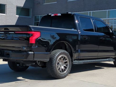 Certified 2022 Ford F150 Lightning Lariat image 7