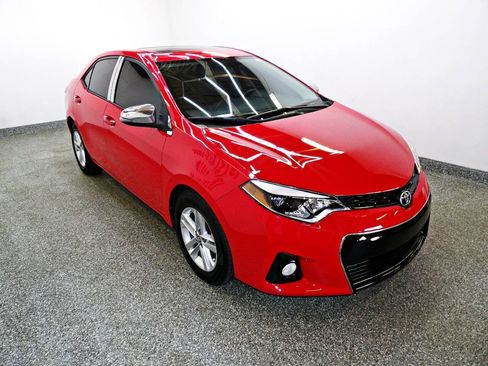 Used 2016 Toyota Corolla S Special Edition FWD image 3