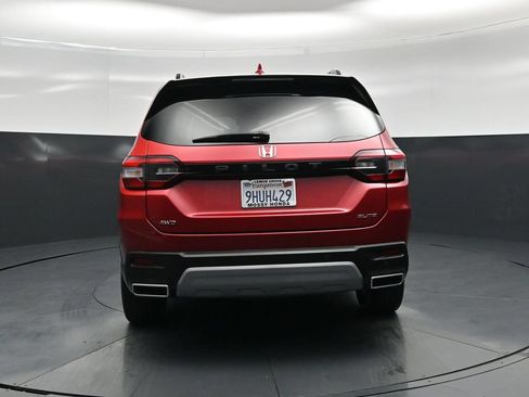 Used 2023 Honda Pilot Elite image 23