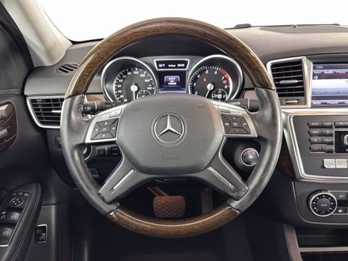 Used 2013 Mercedes-Benz ML 350 2WD image 7
