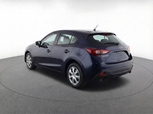 Used 2015 MAZDA MAZDA3 i Sport image 3