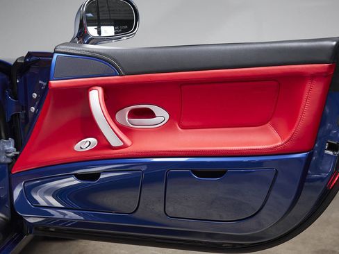 Used 2002 BMW Z8 image 72