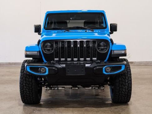 Used 2021 Jeep Wrangler Unlimited Sahara w/ Uconnect 4C Nav & Sound Group image 2