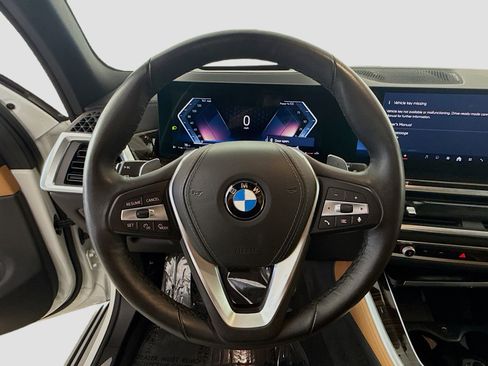 Used 2026 BMW X5 sDrive40i RWD image 13
