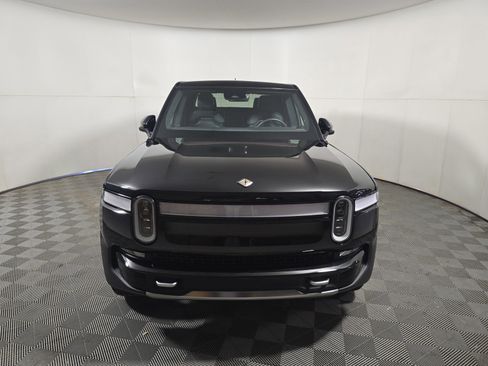 Used 2022 Rivian R1T Launch Edition image 8