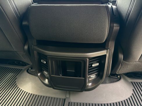 Used 2025 RAM 1500 Tradesman w/ Night Edition AWD/4WD image 27