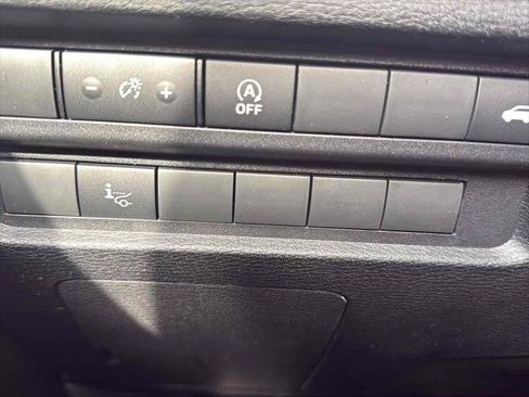 New 2026 Mitsubishi Outlander SEL image 19