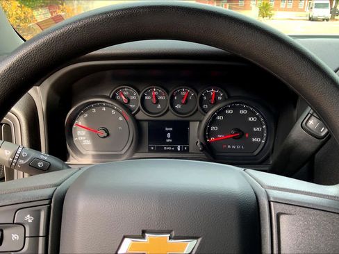 Used 2024 Chevrolet Silverado 1500 Custom image 48