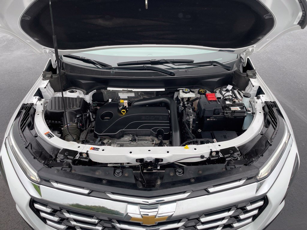 Used 2025 Chevrolet Equinox LT w/ Convenience Package II AWD/4WD image 30