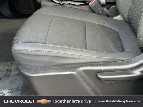 Used 2020 Chevrolet Silverado 2500 Custom w/ Custom Value Package image 28