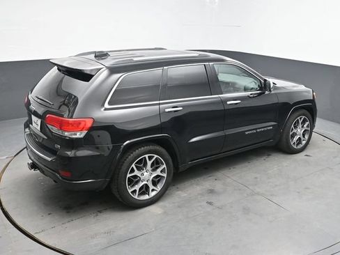 Used 2019 Jeep Grand Cherokee Overland AWD/4WD image 29