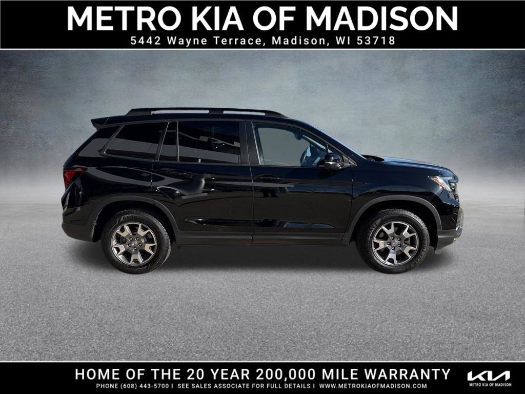 Used 2023 Honda Passport TrailSport image 6