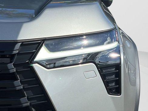 Used 2024 Lexus GX 550 AWD/4WD image 26