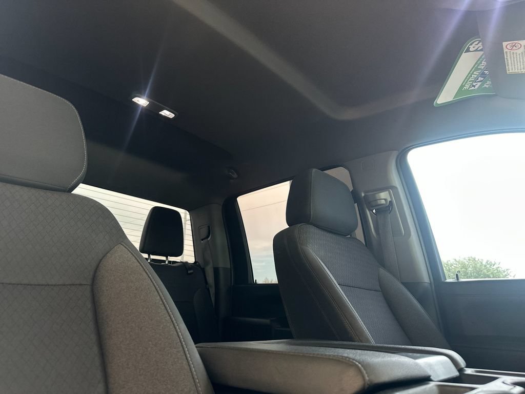 Used 2023 Chevrolet Silverado 3500 LT w/ Convenience Package AWD/4WD image 15