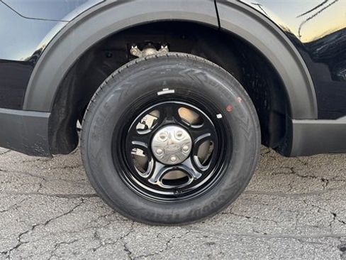 New 2025 Ford Explorer 4WD Police Interceptor image 12