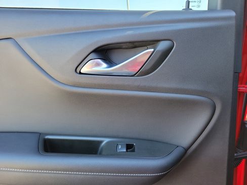 Used 2023 Chevrolet Blazer LT image 12