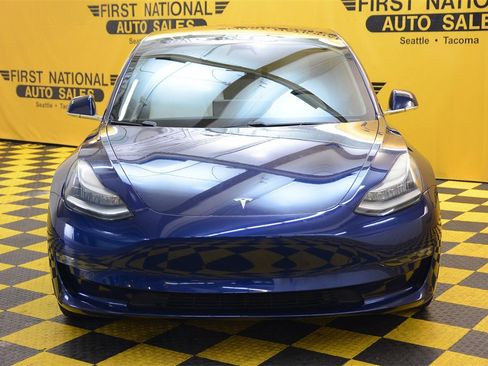 Used 2018 Tesla Model 3 Long Range image 4