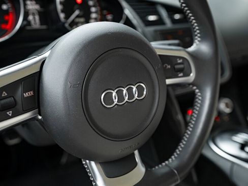 Used 2010 Audi R8 V10 image 37