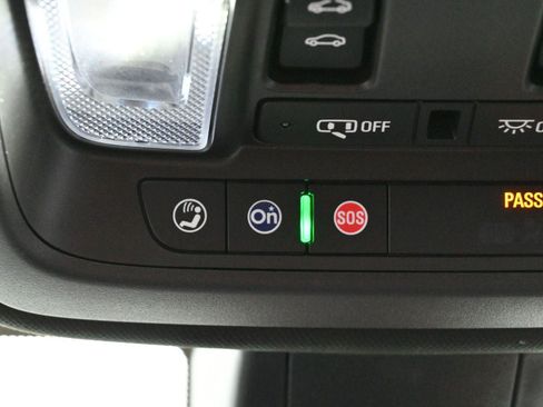 Certified 2025 Cadillac XT5 Premium Luxury image 30