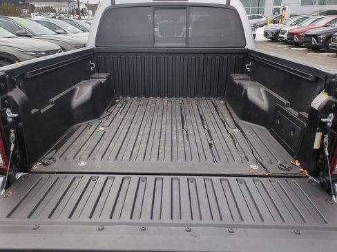 Used 2022 Toyota Tacoma SR image 24