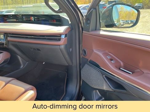 New 2026 Lincoln Navigator L Reserve AWD/4WD image 25