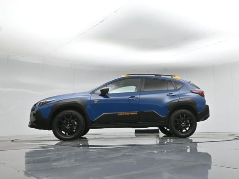 Used 2024 Subaru Crosstrek 2.5i Wilderness w/ Crosstrek Mirror Package image 8