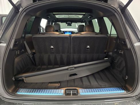 New 2026 Mercedes-Benz GLS 450 4MATIC image 11