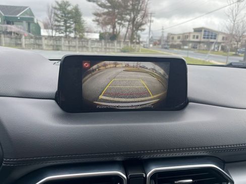 Used 2018 MAZDA CX-5 Touring w/ Preferred Equipment Package image 17