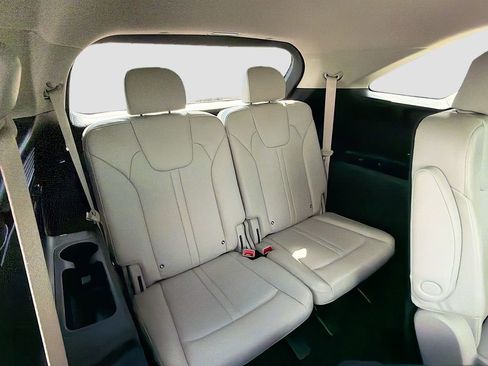 Used 2023 Kia Sorento EX FWD image 21