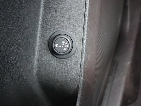 Used 2024 Chevrolet Equinox RS FWD image 24