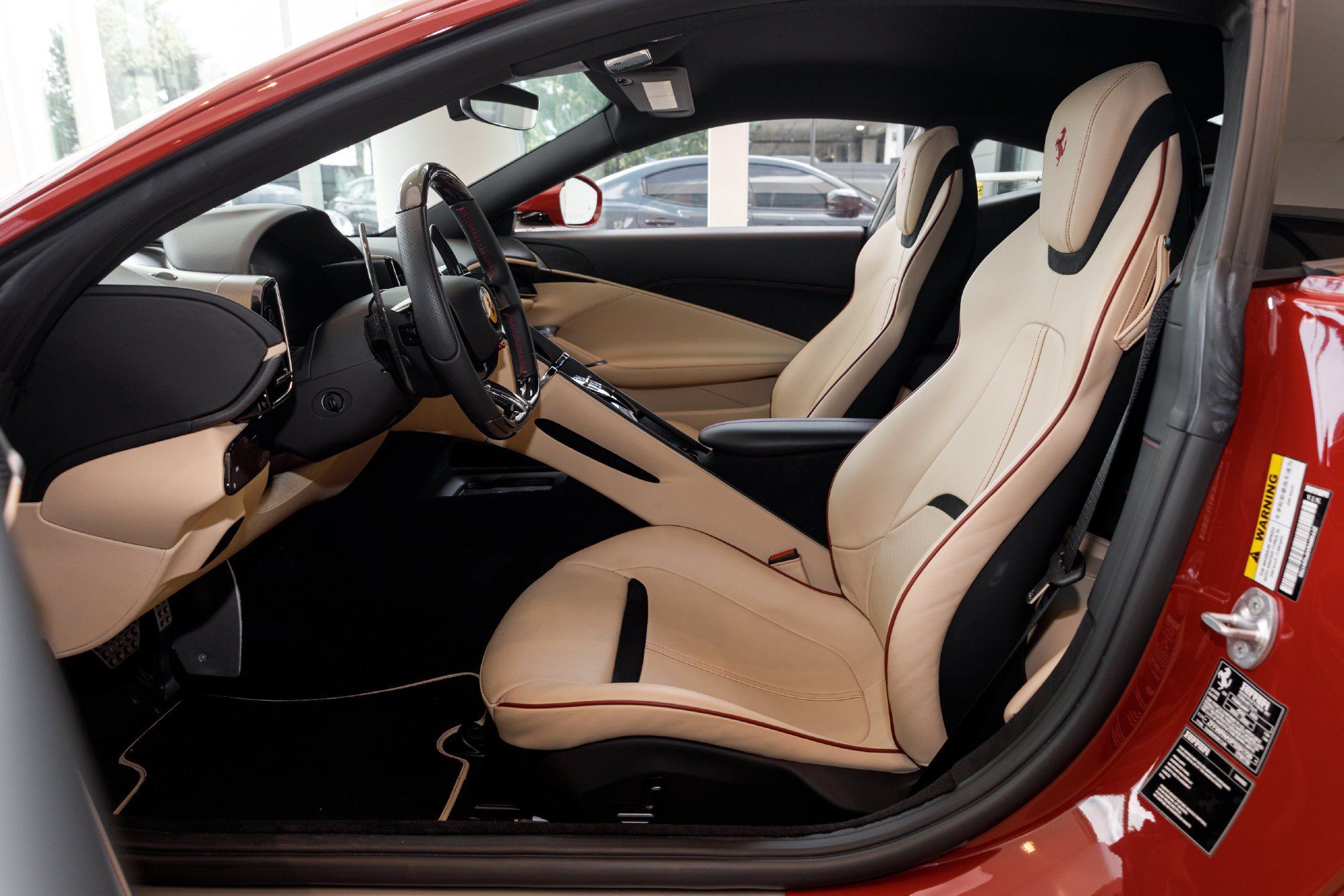 Used 2023 Ferrari Roma RWD image 27