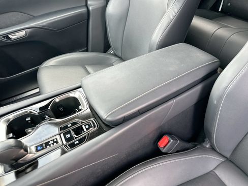 Used 2024 Lexus RX 350 FWD w/ Technology Package image 19