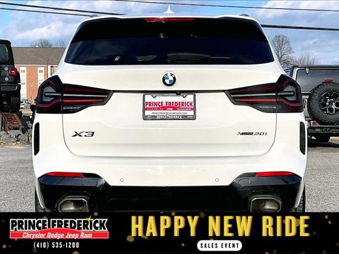Used 2022 BMW X3 xDrive30i w/ M Sport Package image 4