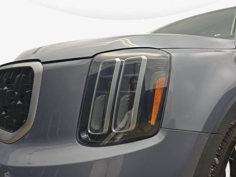 Used 2024 Kia Telluride EX FWD image 32