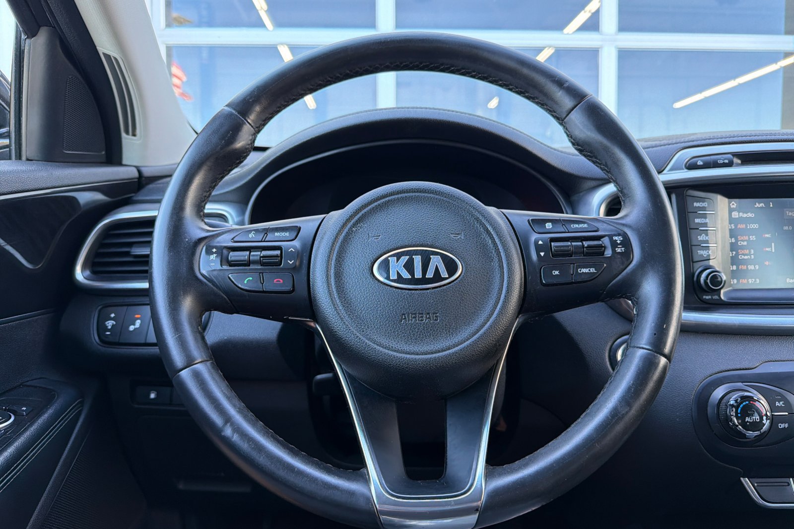 Used 2017 Kia Sorento EX AWD/4WD image 23