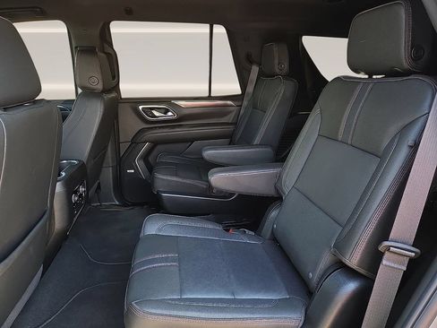 Used 2024 Chevrolet Tahoe RST w/ Luxury Package AWD/4WD image 13